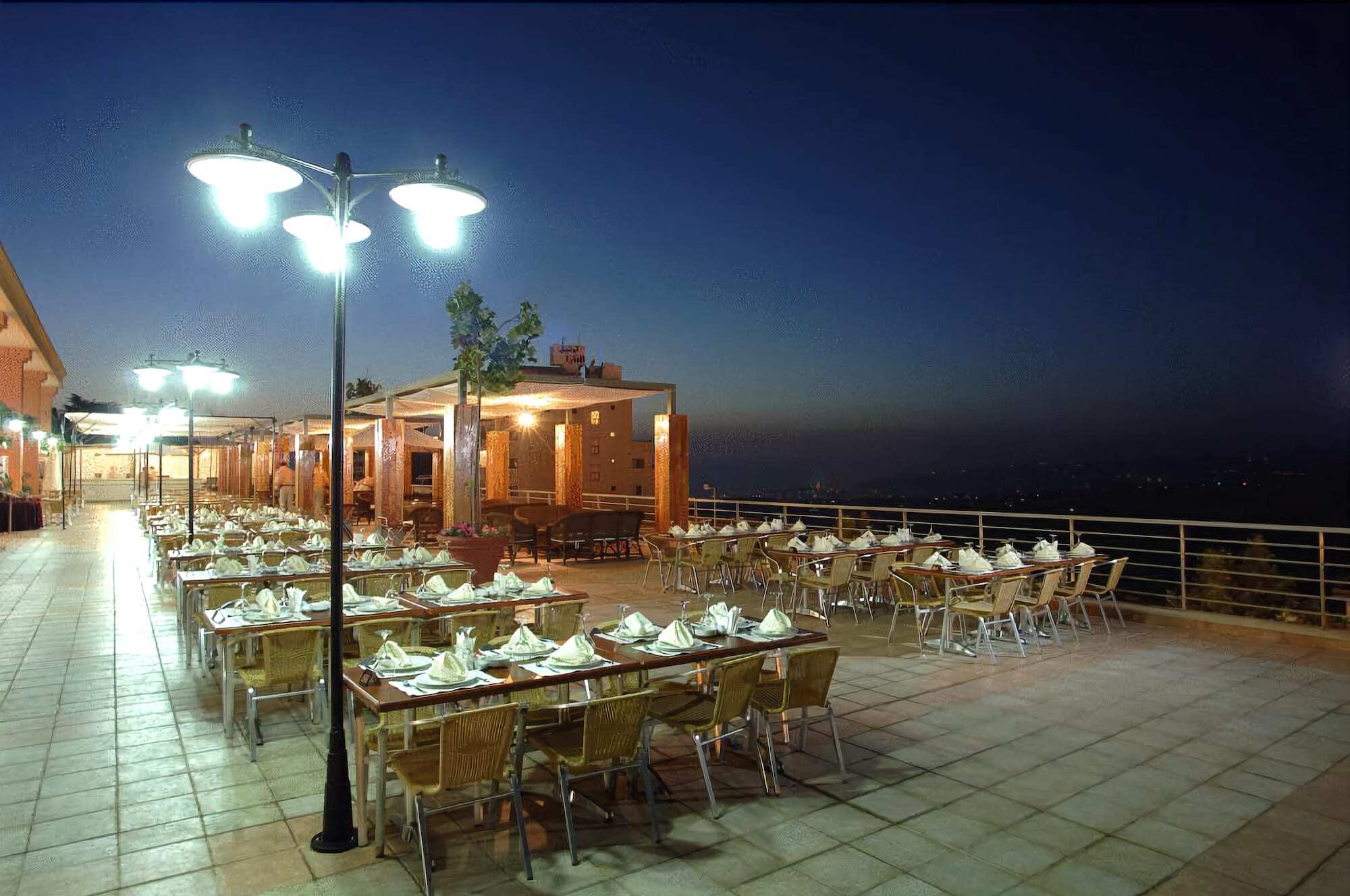 Safir Bhamdoun Hotel Εστιατόριο φωτογραφία